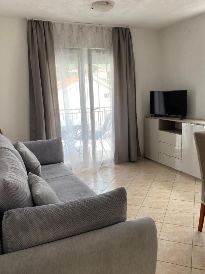 Simic Apartment